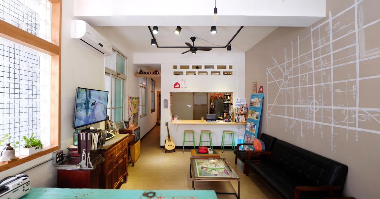 Lento Hostel Тайнань Экстерьер фото