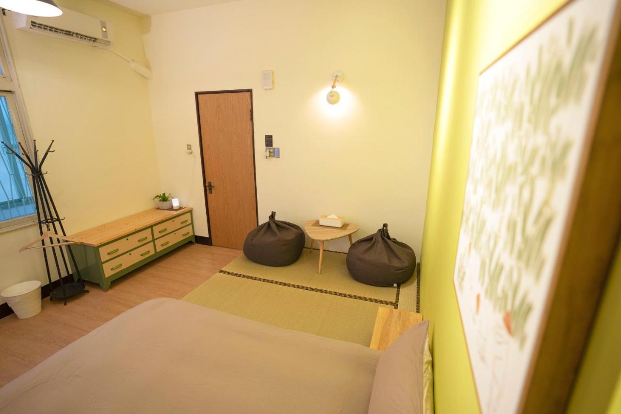 Lento Hostel Тайнань Экстерьер фото