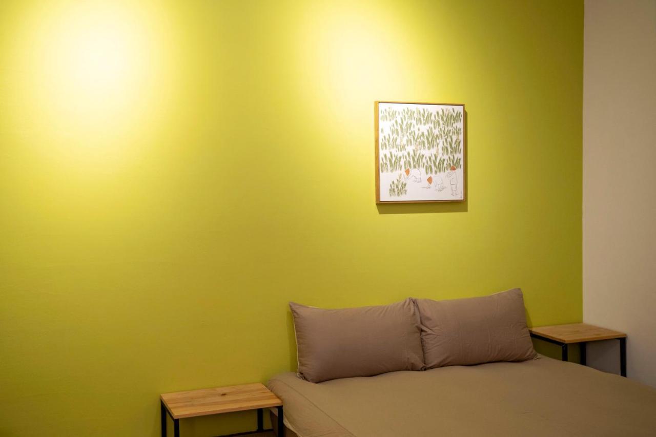 Lento Hostel Тайнань Экстерьер фото