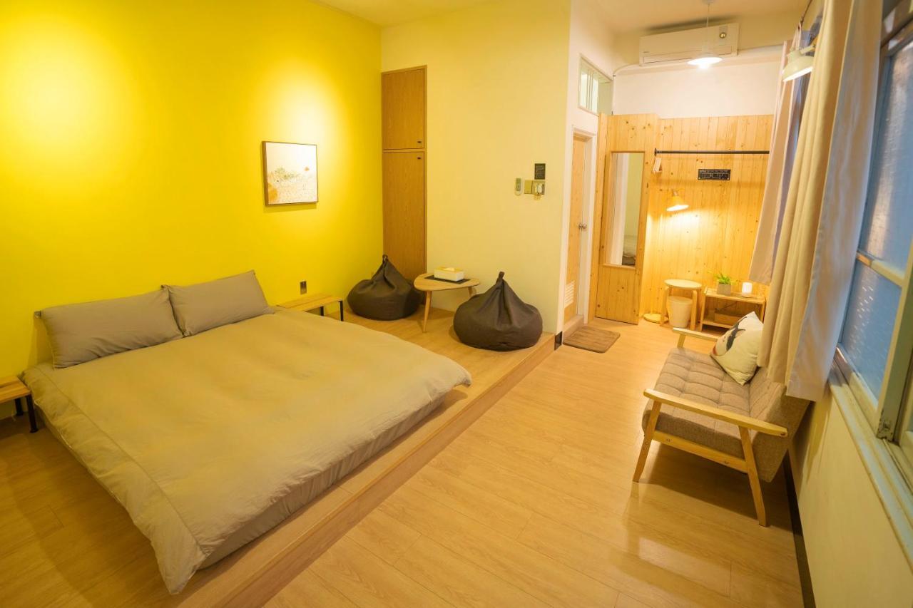 Lento Hostel Тайнань Экстерьер фото